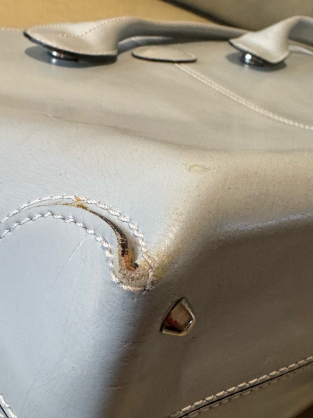 TOD'S Light Gray Leather Structured Solid Tote Bag : USED - Picture 10 of 16